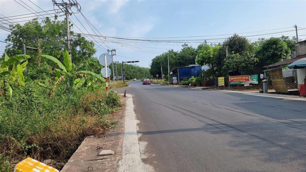 520m2 thổ cư ngay đường dt773 kết nối sân bay long thành. chỉ 550 triệu. sang tên ngay!!!