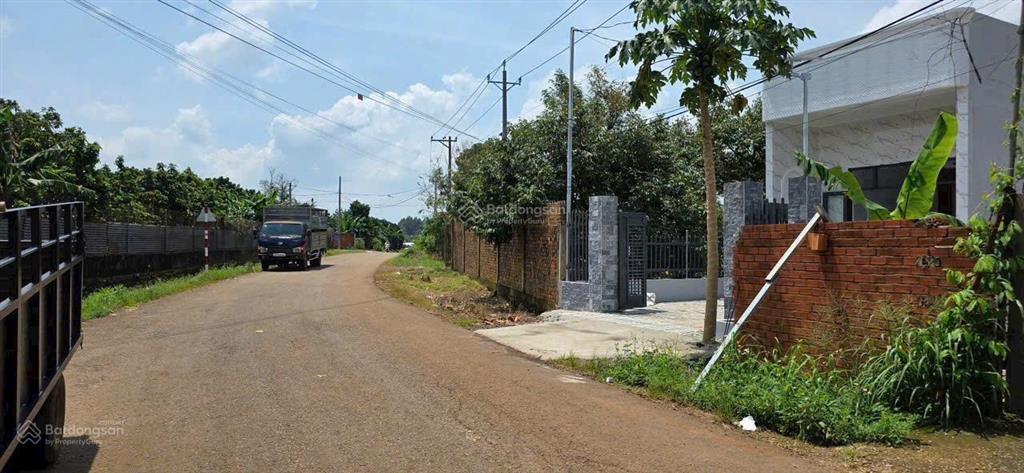 Đất thổ cư gần ngã tư dầu giây 161m2  mặt tiền đường nhựa ngay trường tiểu học  chỉ 1 tỷ 3
