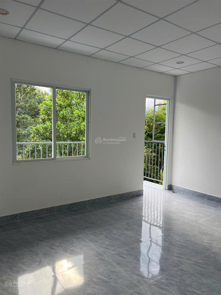 Nhà 2 tầng lộc thành thiết kế hiện đại