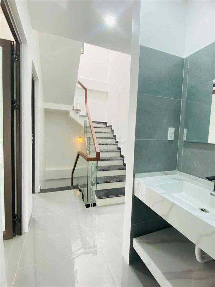 nhà xây mới 4 tầng 229 miếu hai xã