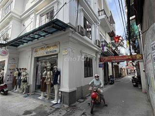 bán nhà mặt ngõ 261 Trần nguyên Hãn . 35m2x3,5 tầng