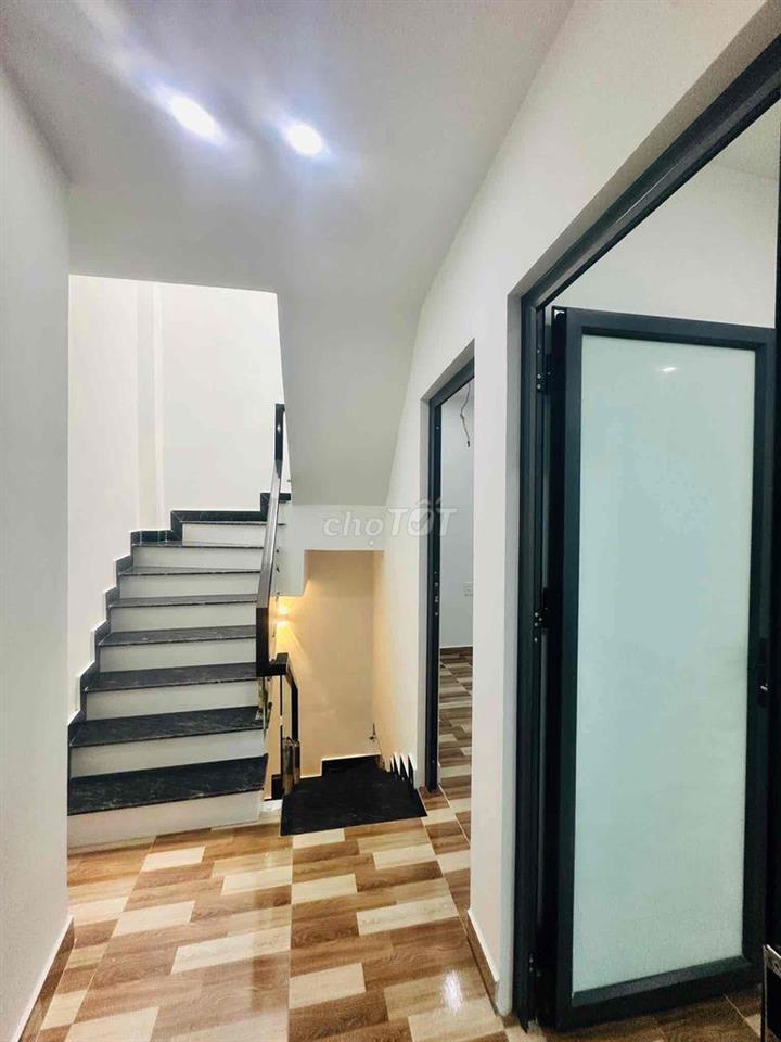 bán nhà 3 tầng phố Đình đông