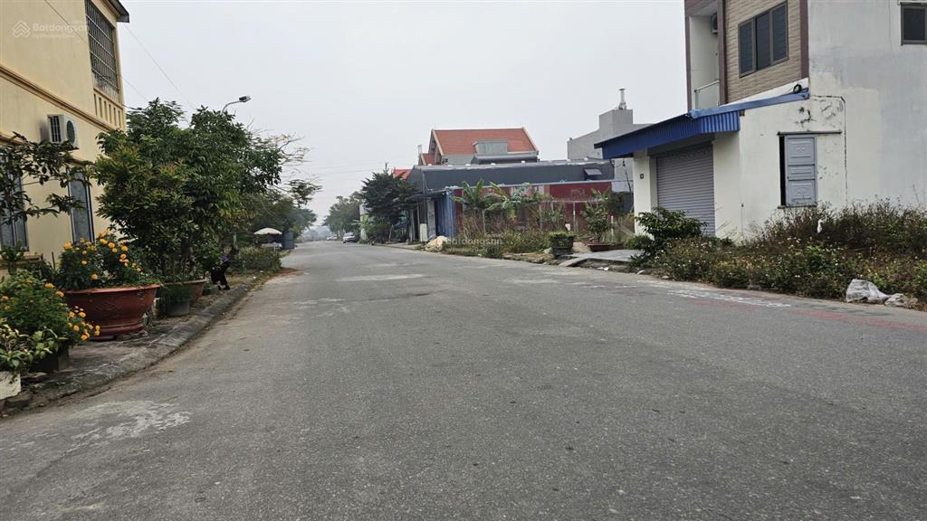 Bán đất 180m2 trục chính tđc đặng cương, an dương  giá 28 tr/m2