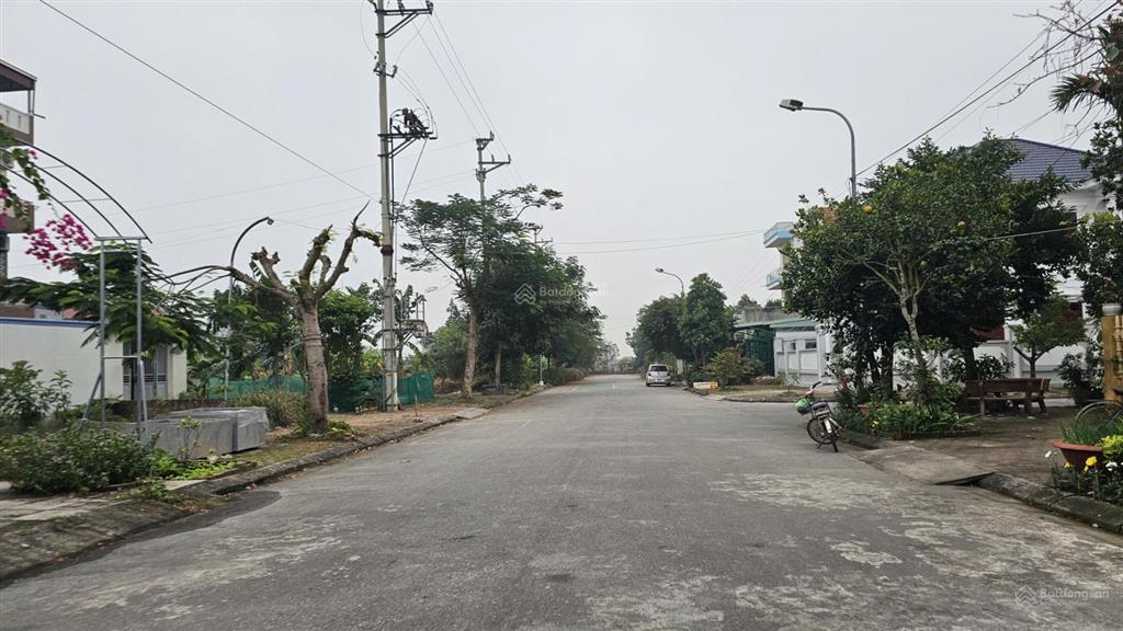 Bán đất 180m2 trục chính tđc đặng cương, an dương  giá 28 tr/m2