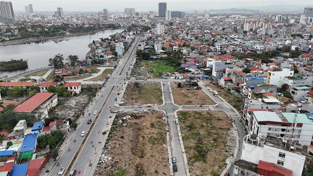 Bán đất 100m2 mặt đường Lê Quang Đạo, Gia Viên, Hải Phòng