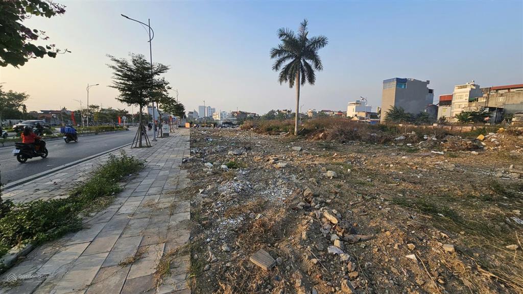 Bán đất 100m2 mặt đường lê quang đạo, gia viên, hải phòng
