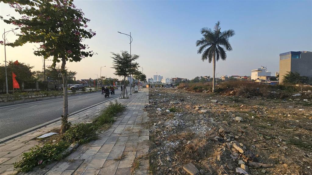 Bán đất 100m2 mặt đường lê quang đạo, gia viên, hải phòng