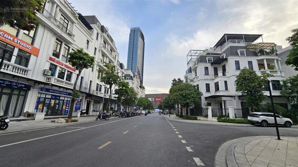 Cần bán căn thô sl 142,3m2 manhattan, vin thượng lý, hồng bàng