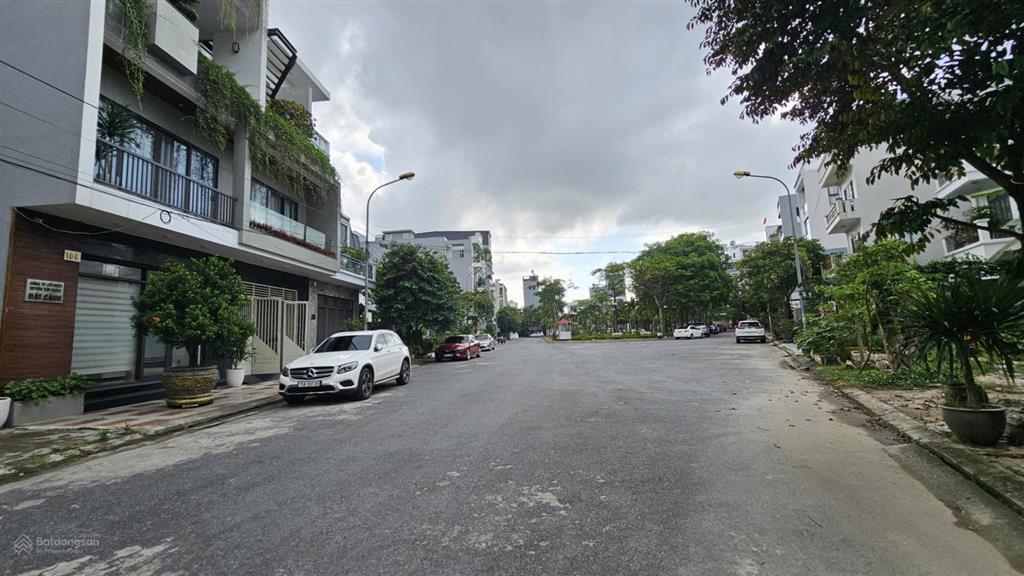 Bán lô đất 100m² mặt vườn hoa kđt sau quận ủy hồng bàng