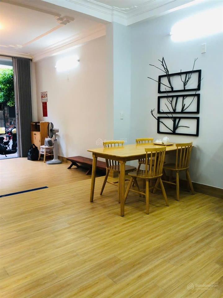 Bán nhà đẹp view biển chỉ 3 phút đi bộ ra biển quy nhơn