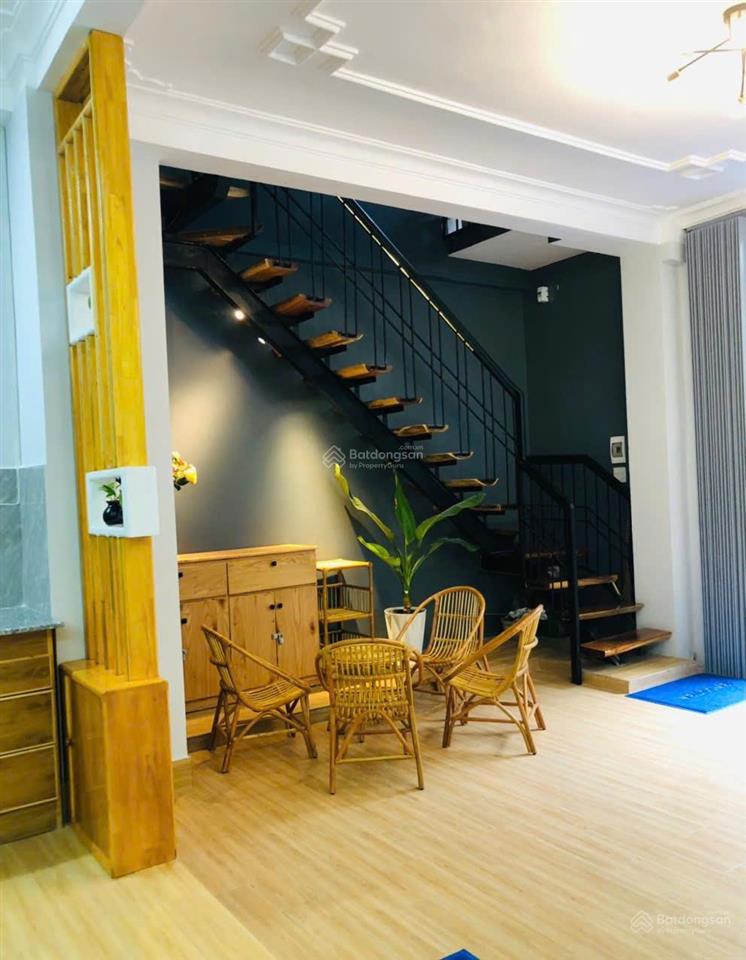 Bán nhà đẹp view biển chỉ 3 phút đi bộ ra biển quy nhơn