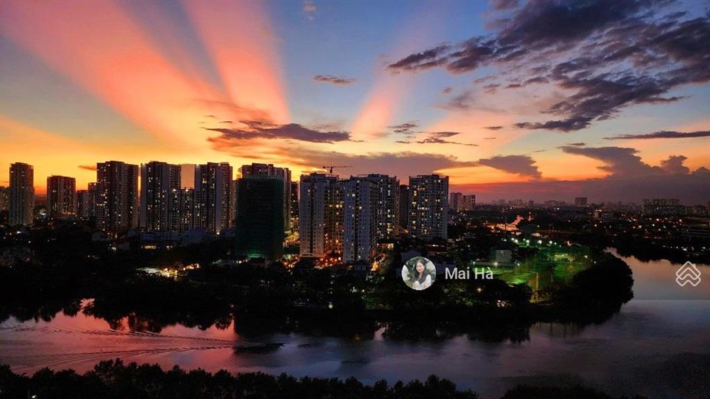 Cho thuê cc garden court 2, q7 giá tốt, 30 triệu, 136m2, view sông thoáng mát