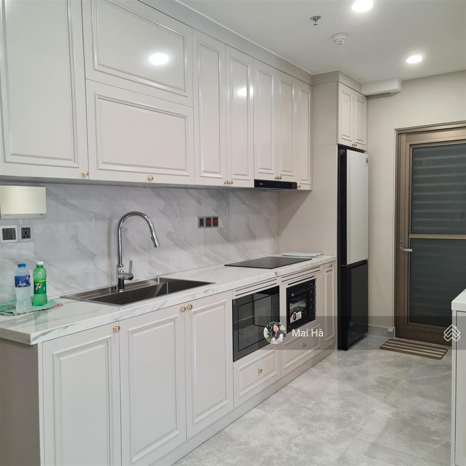 Cho thuê gấp midtown 2pn, căn góc, 86m2, giá 25tr/tháng, nhà full nội thất cao cấp. dọn vào ở liền
