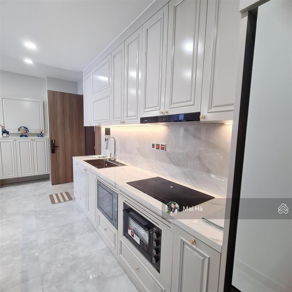 Cho thuê gấp midtown 2pn, căn góc, 86m2, giá 25tr/tháng, nhà full nội thất cao cấp. dọn vào ở liền
