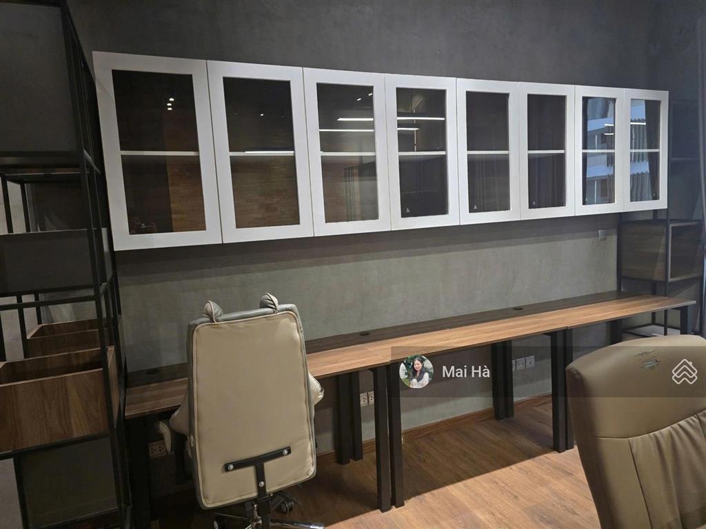Shop tầng 2 midtown 62m2 văn phòng đẹp như hình, full nội thất chỉ 20 triệu/tháng