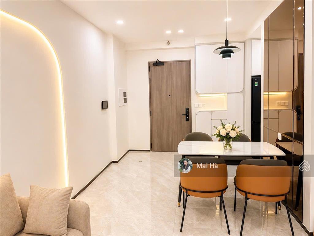 Giá tốt! cho thuê midtown 2pn nội thất đẹp view biệt thự thoáng mát