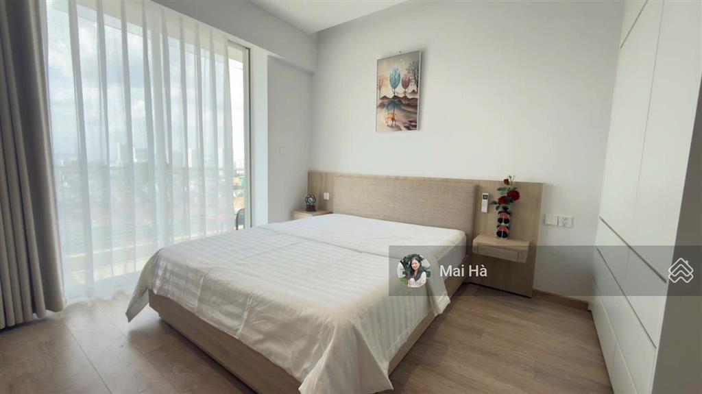 Giá 32tr/tháng  cho thuê gấp ch grand view a 118m2, lầu cao thoáng mát, nội thất đẹp