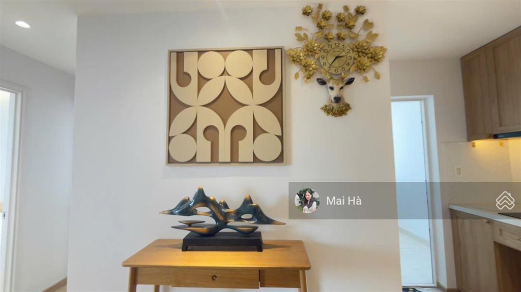 Giá 32tr/tháng  cho thuê gấp ch grand view a 118m2, lầu cao thoáng mát, nội thất đẹp