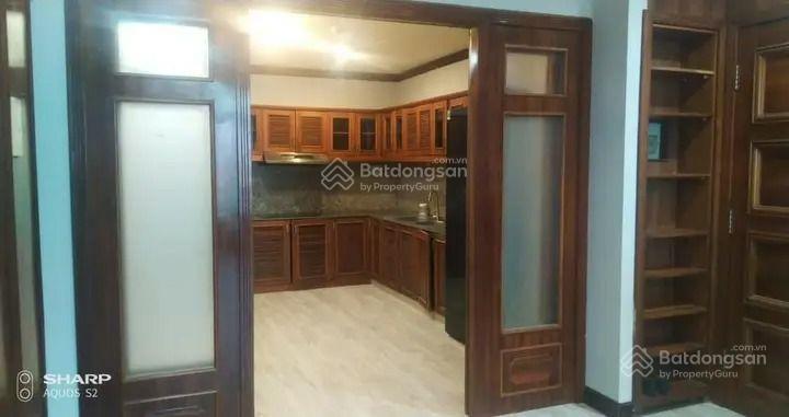 Căn hộ lô a lầu tầm trung view sông, nhìn cầu kênh tẻ ngắm pháo bông
