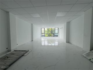 Cho thuê văn phòng trương văn bang, 5x20m.hầm 4 tầng sàn trống.quân 0901 380 ***