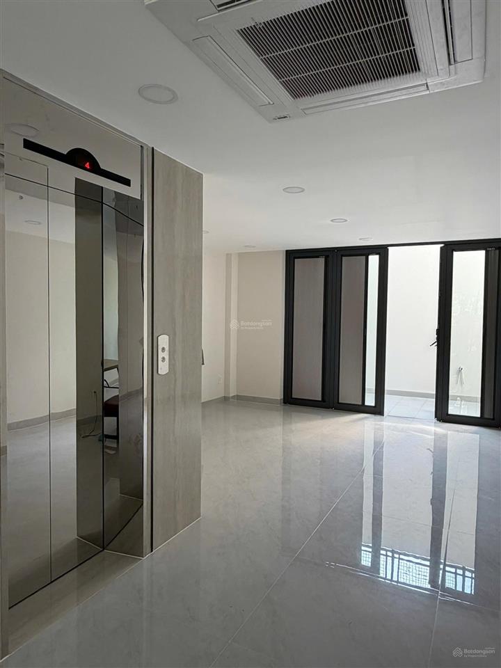 Cho thuê mặt bằng vp, dt 5x20m. hầm  3 tầng. chỉ 40tr/th. quân 0901 380 ***