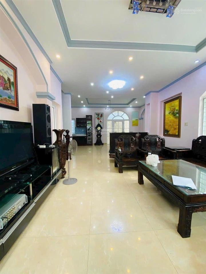 Cho thuê biệt thự kdc văn minh p. an phú gần sông giồng, trệt 2 lầu có gara, giá 50tr/th