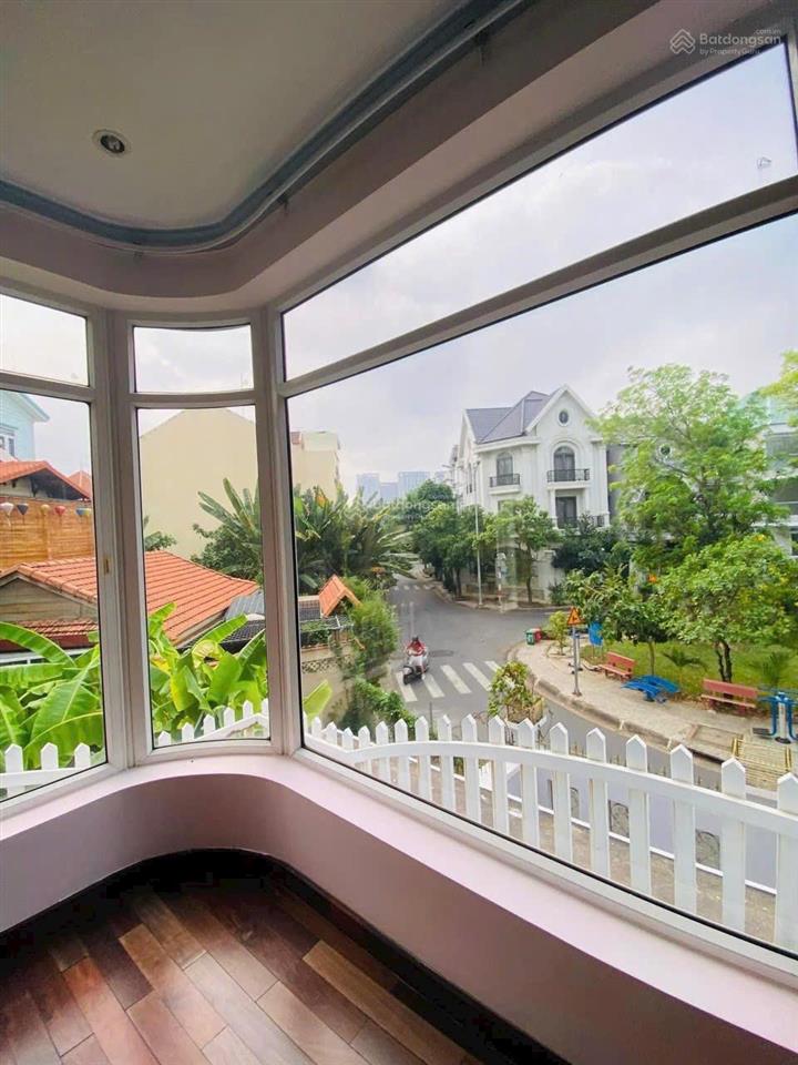 Cho thuê biệt thự kdc văn minh p. an phú gần sông giồng, trệt 2 lầu có gara, giá 50tr/th