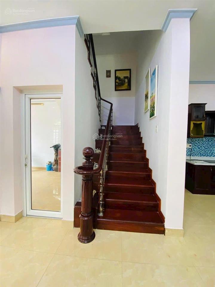 Cho thuê biệt thự kdc văn minh p. an phú gần sông giồng, trệt 2 lầu có gara, giá 50tr/th