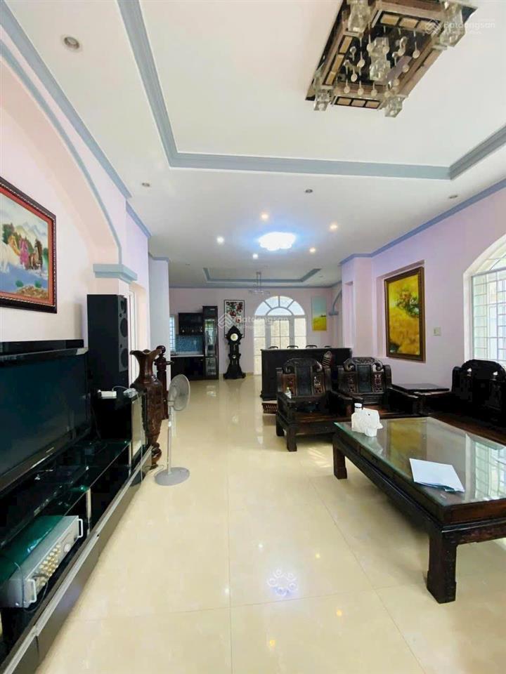 Cho thuê biệt thự kdc văn minh p. an phú gần sông giồng, trệt 2 lầu có gara, giá 50tr/th