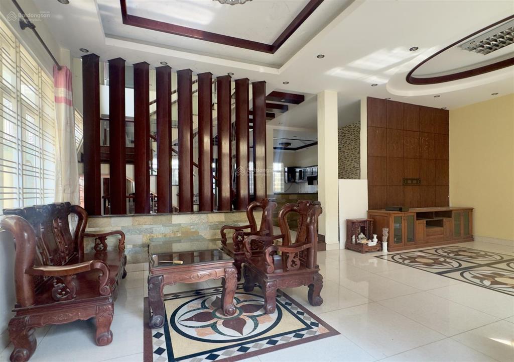 Cho thuê biệt thự thạnh mỹ lợi, dt 11x20m hầm  4 tầng  6 phòng.  quân 0901 380 ***