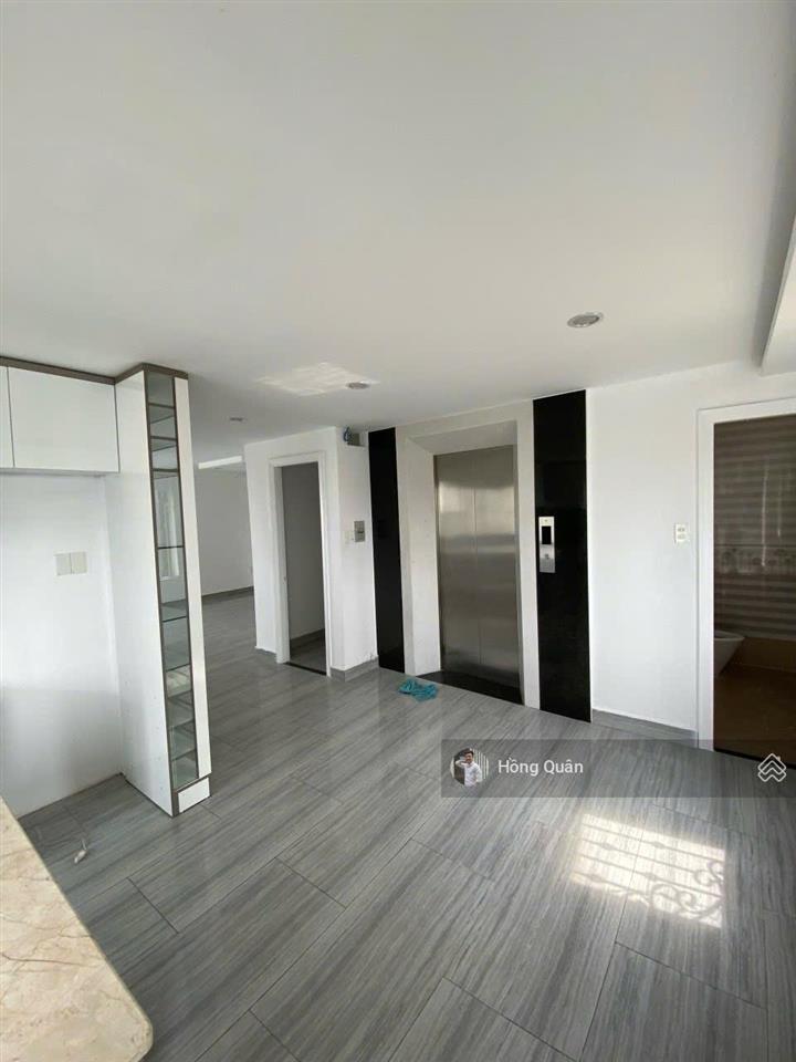 Cho thuê nhà mặt tiền trương văn bang dt 8x20m hầm 4 tầng .chỉ 65tr/th.quân 0901 380 ***