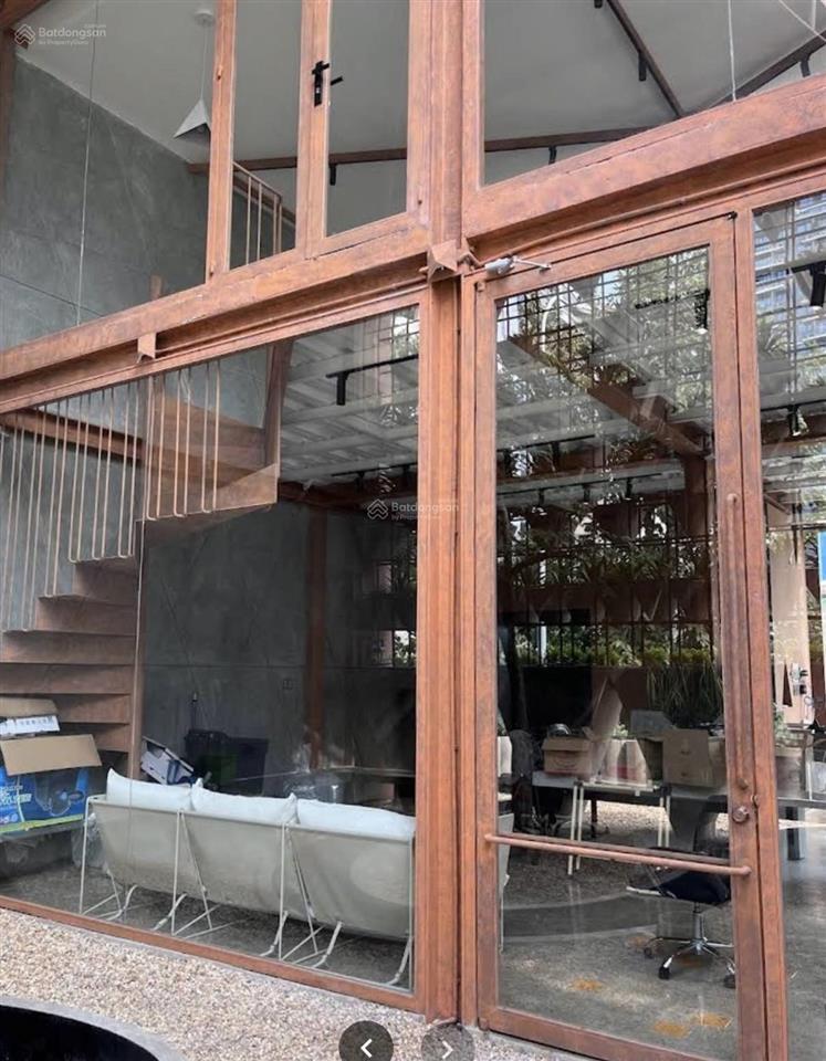 Cho thuê nhà, dt 11x19m. trệt  1 lầu. giá chỉ 50tr/th.  quân 0901 380 ***
