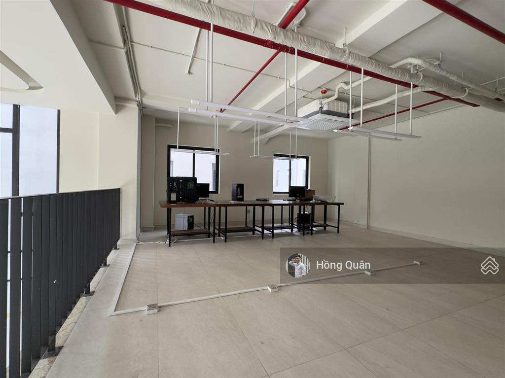 Cho thuê tòa nhà mặt tiền bát nàn, hầm  7 tầng. giá 155tr/th. quân 0901 380 ***