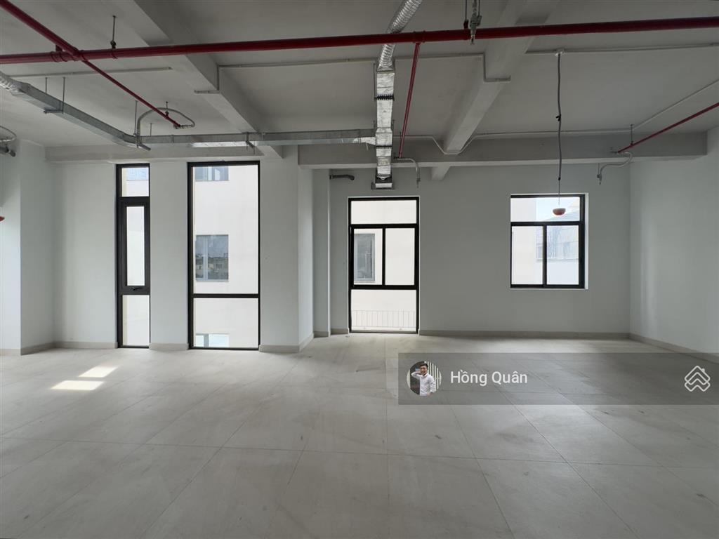 Cho thuê tòa nhà mặt tiền bát nàn, hầm  7 tầng. giá 155tr/th. quân 0901 380 ***