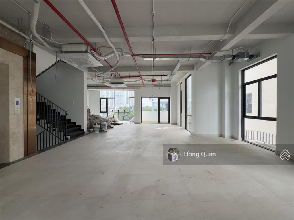 Cho thuê tòa nhà mặt tiền bát nàn, hầm  7 tầng. giá 155tr/th. quân 0901 380 ***