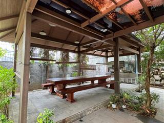 Cho thuê biệt thự sân vườn thạnh mỹ lợi, 400m²  hầm, 4 tầng. giá 95tr/th. quân 0901 380 ***