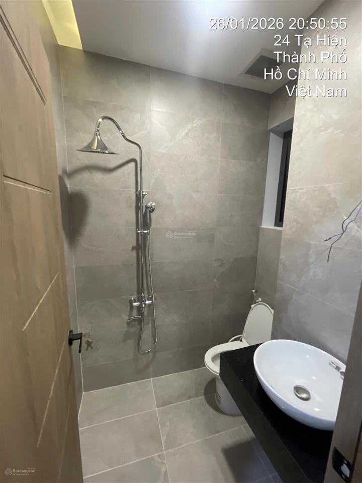 Cho thuê tòa nhà 8x20m, 6 tầng  11 phòng. quận 0901 380 ***