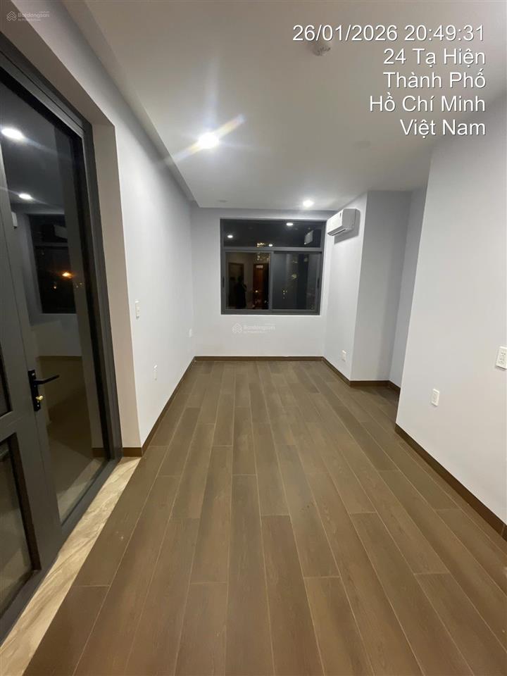 Cho thuê tòa nhà 8x20m, 6 tầng  11 phòng. quận 0901 380 ***