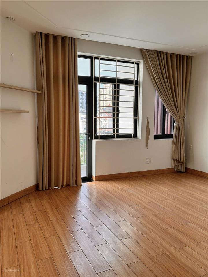 Cho thuê nhà phố thạnh mỹ lợi, 5x20m. trệt  5 tầng  6 phòng. giá 55tr/th. quân 0901 380 ***