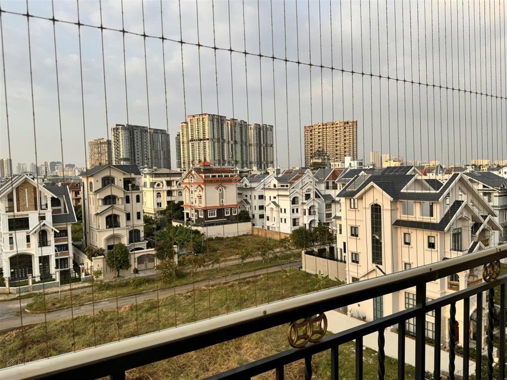 Cho thuê nhà phố thạnh mỹ lợi, 5x20m. trệt  5 tầng  6 phòng. giá 55tr/th. quân 0901 380 ***