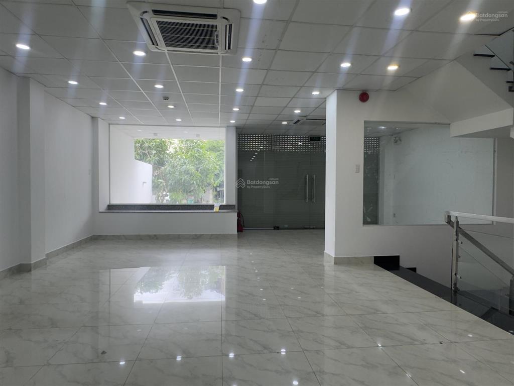 Cho thuê nhà nguyên căn thạnh mỹ lợi. 8x17.5m  4 tầng sàn trống. giá 45tr/th. quân 0901 380 ***