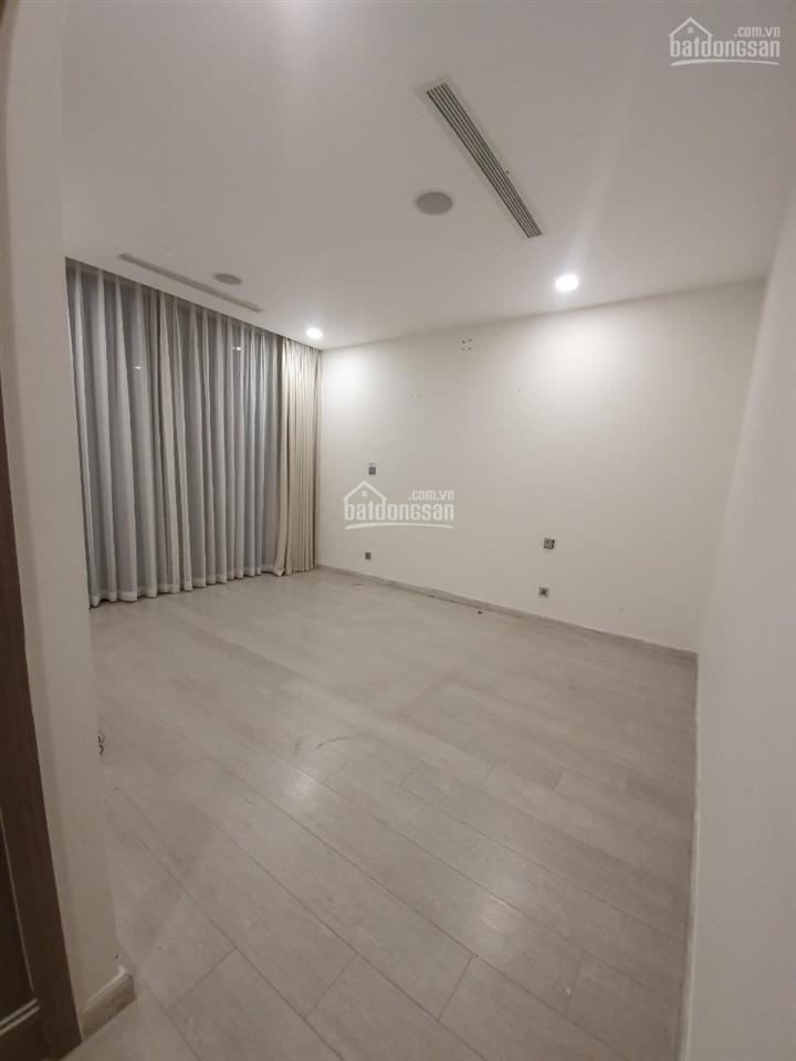Cho thuê gấp ch 2pn nội thất cơ bản view sông giá tốt 21 tr/th tin thật 100%  xem nhà 0902 762 ***