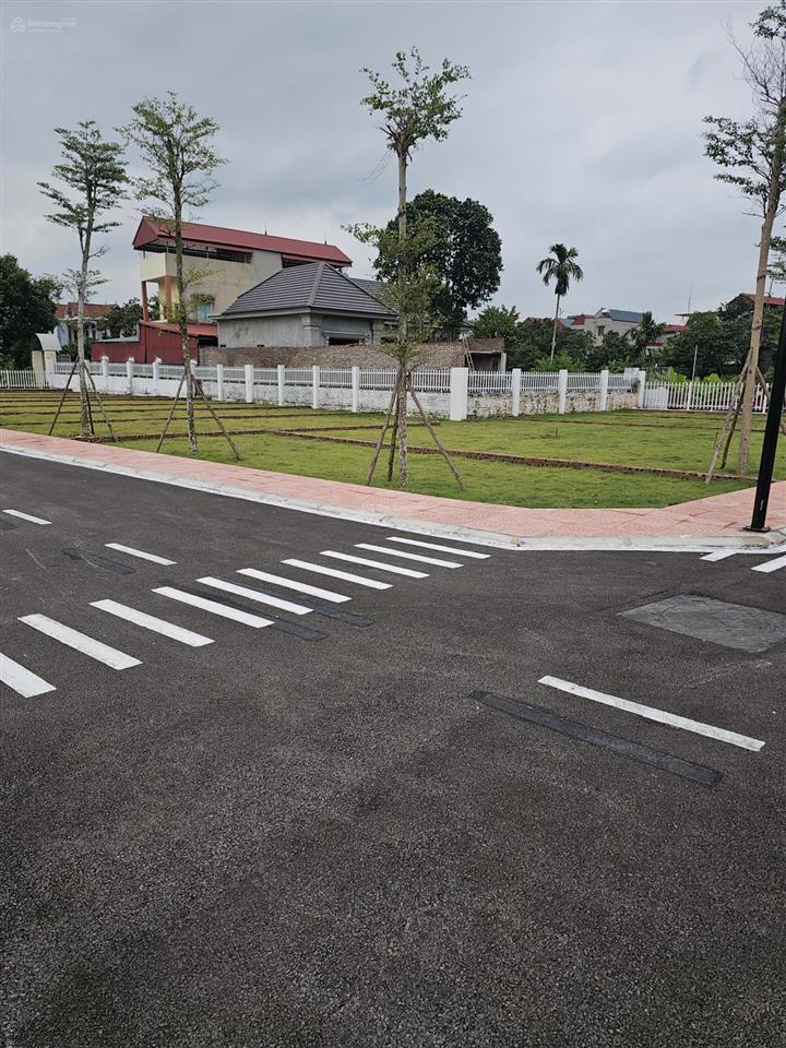 Chính chủ gửi bán đất 355m2 thoáng mát. gần chợ cá chương mỹ, hn. đất siêu đẹp giá hời để ở đầu tư