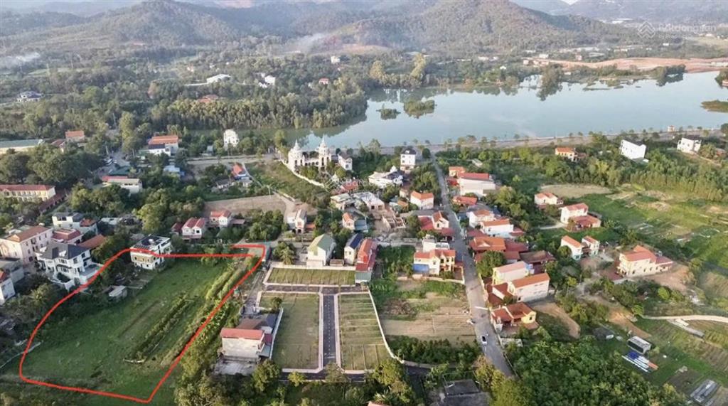 Đất gần đại học sư phạm 2 xuân hòa siêu đẹp, vị trí trung tâm, dân cư đông đúc sầm uất, tiện ích