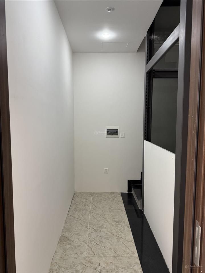 Bán liền kề xẻ khe sb23 mặt đường 40m giá cực hấp dẫn