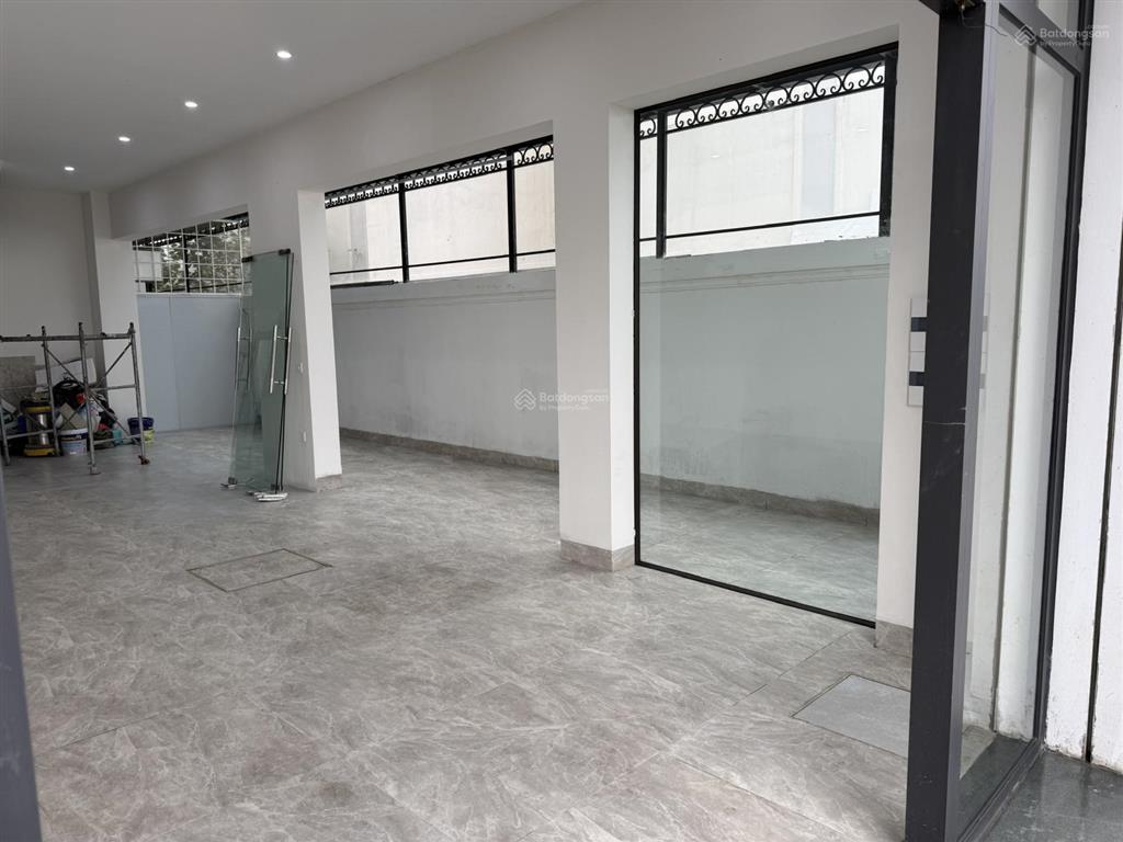 Bán liền kề xẻ khe sb23 mặt đường 40m giá cực hấp dẫn