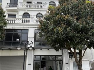 Em cần bán gấp liền kề sb23 xẻ khe. cam kết giá tốt nhất thị trường