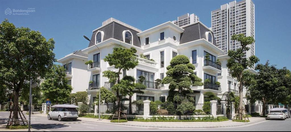 Bán gấp siêu phẩm biệt thự vườn đào hiếm có khó tìm tại hồ tây