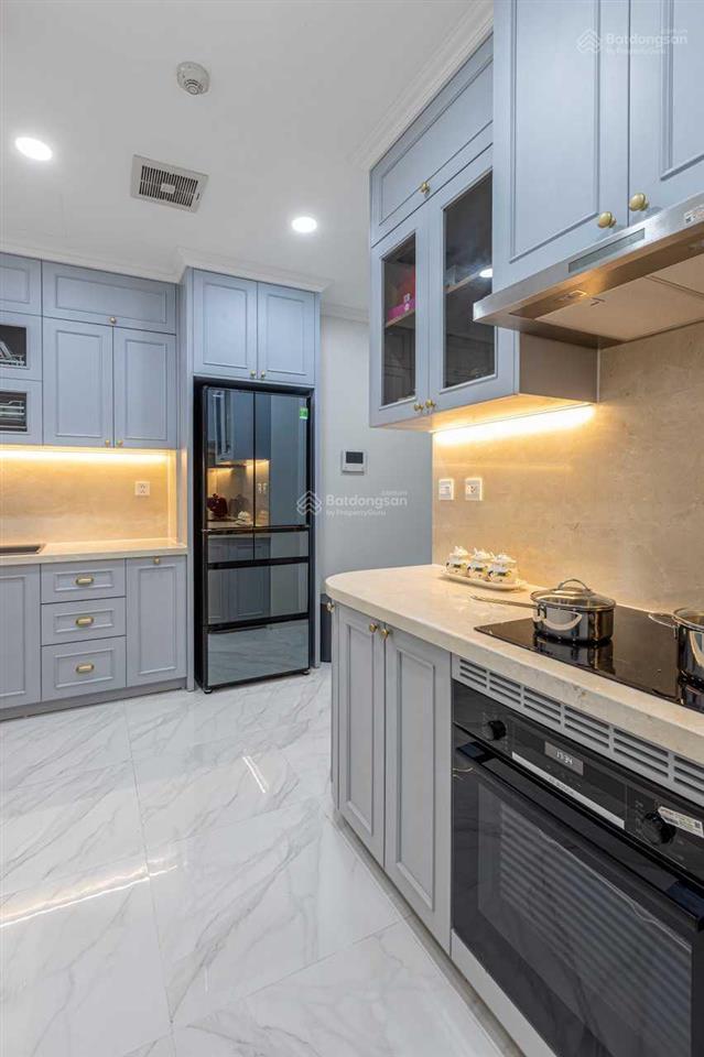 Cho thuê lâu dài căn hộ 02pn view hồ tại tòa n01t4  khu ngoại giao đoàn.  0973 311 ***