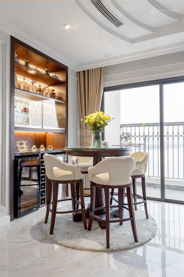 Cho thuê lâu dài căn hộ 02pn view hồ tại tòa n01t4  khu ngoại giao đoàn.  0973 311 ***